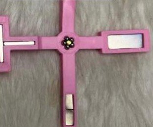 Pink Cross Cateye Magnet Tool